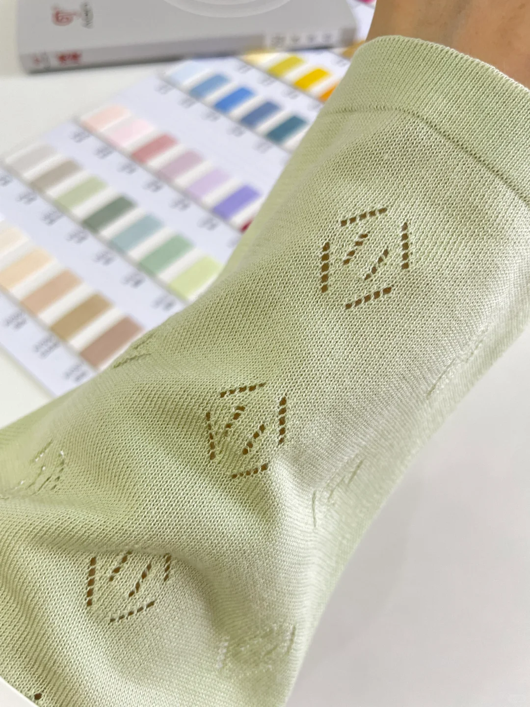 春夏真香系列｜生物基控温 持续凉感纱?