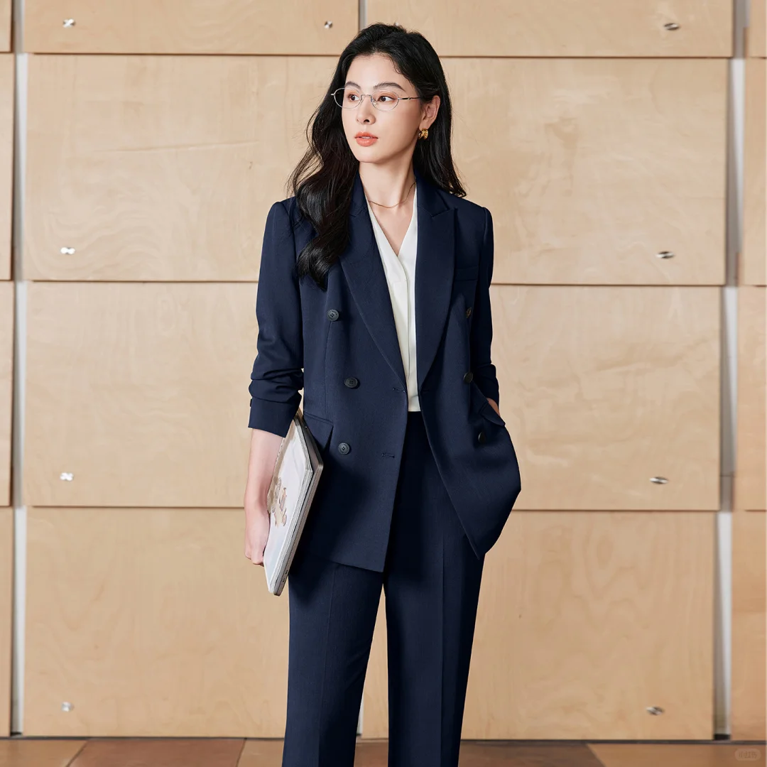 你的商务休闲西装穿搭指南