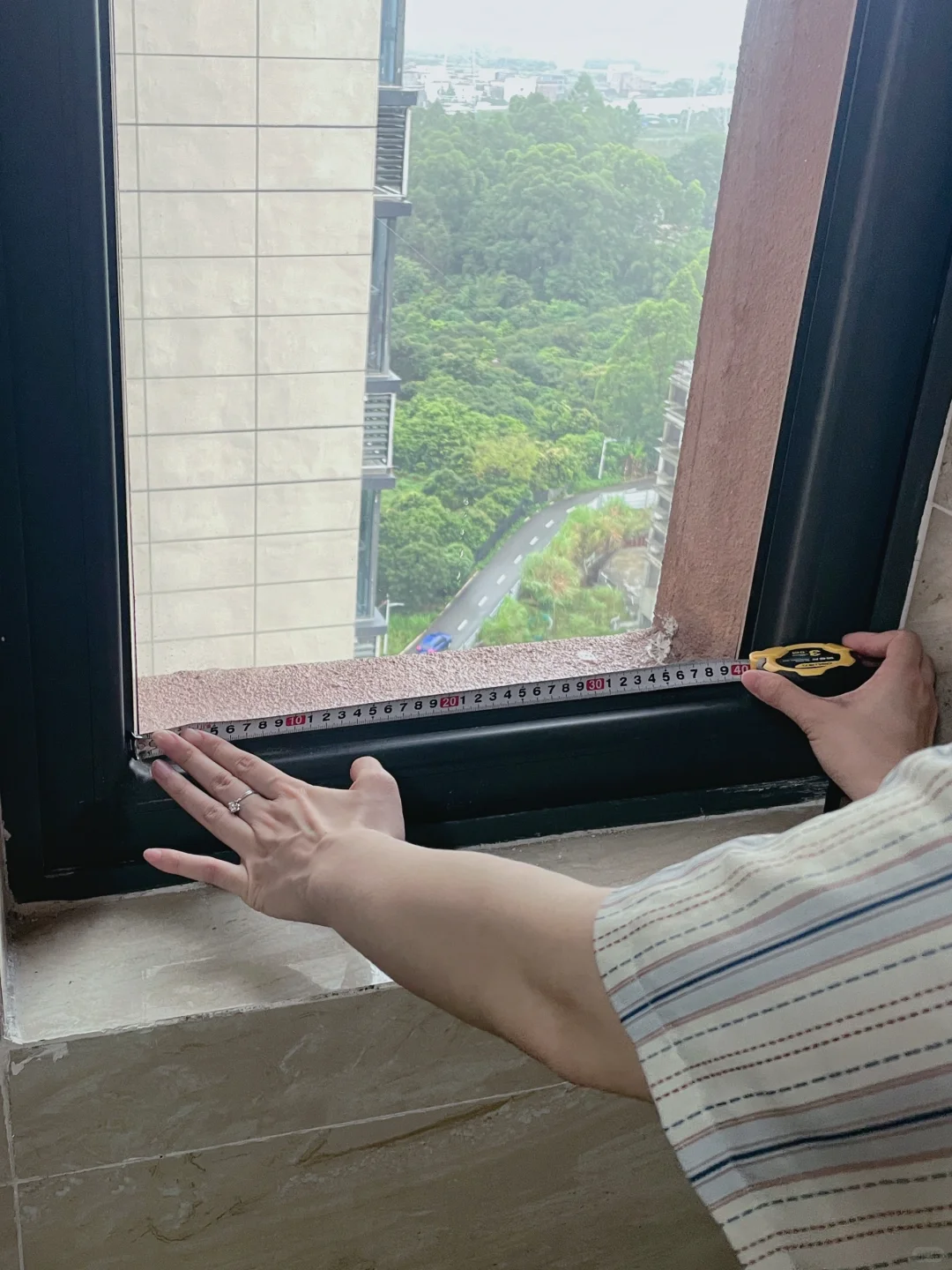 邻居都在问的浴室玻璃贴，好看得藏不住