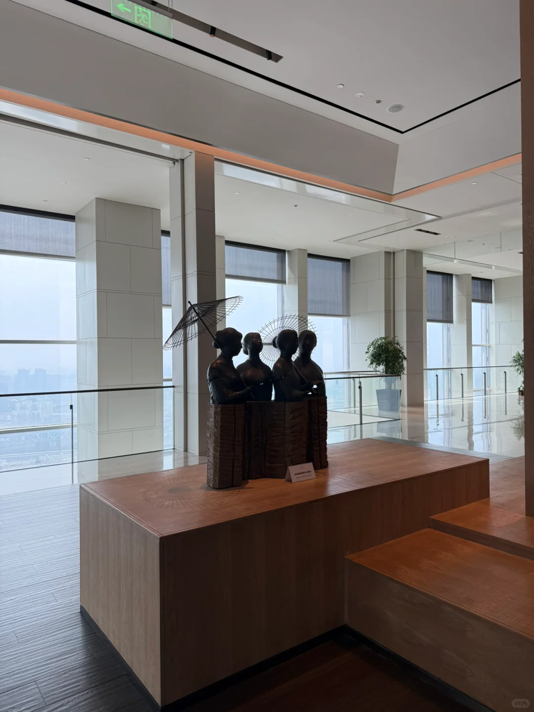 表情管理真的难?｜又是「全国巡演」的十多天