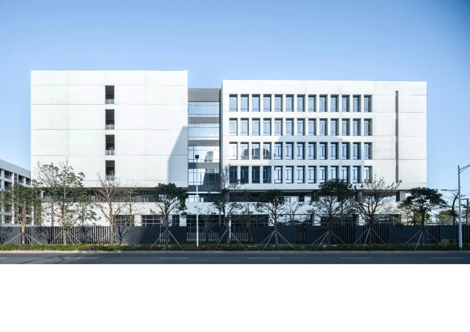 概念建筑：067 理性与感性并存的新工业厂房