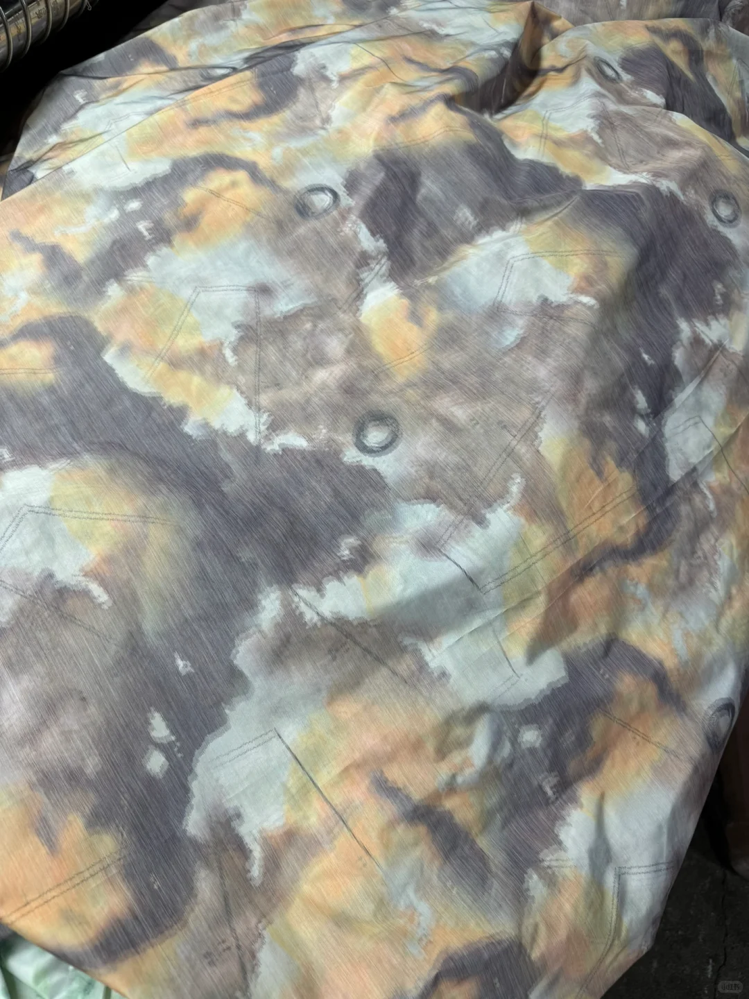 新工艺，新面料，双经轴印花晕染风格开发