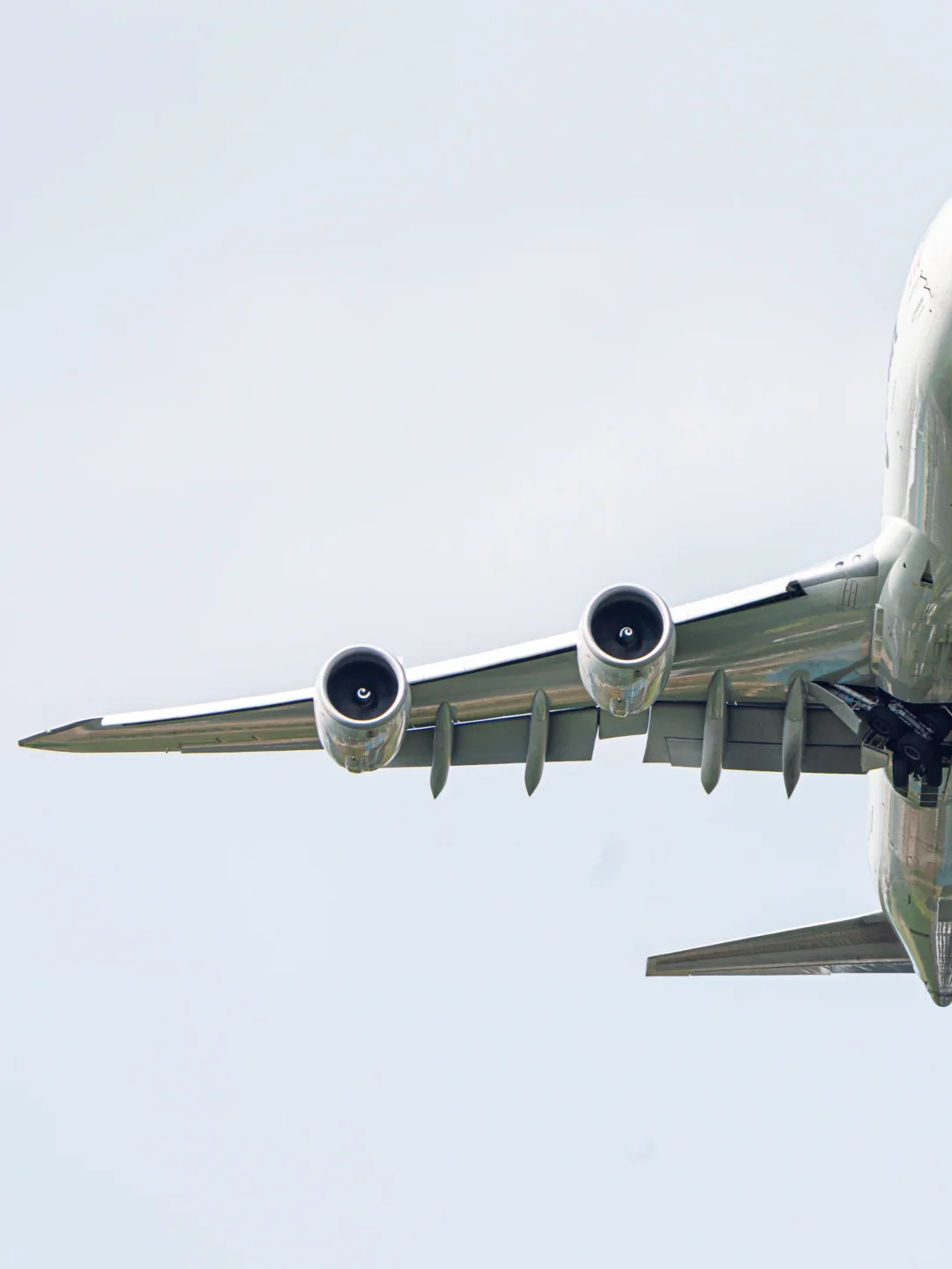 卢森堡货运748郑州号