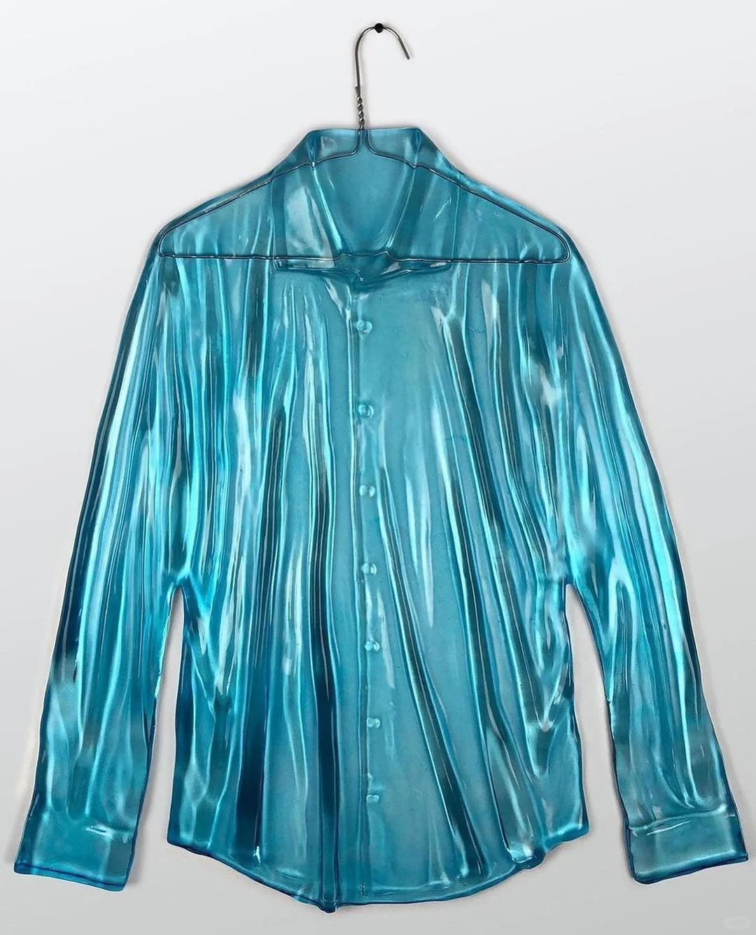 来自艺术家Chris Bakay透明树脂雕塑