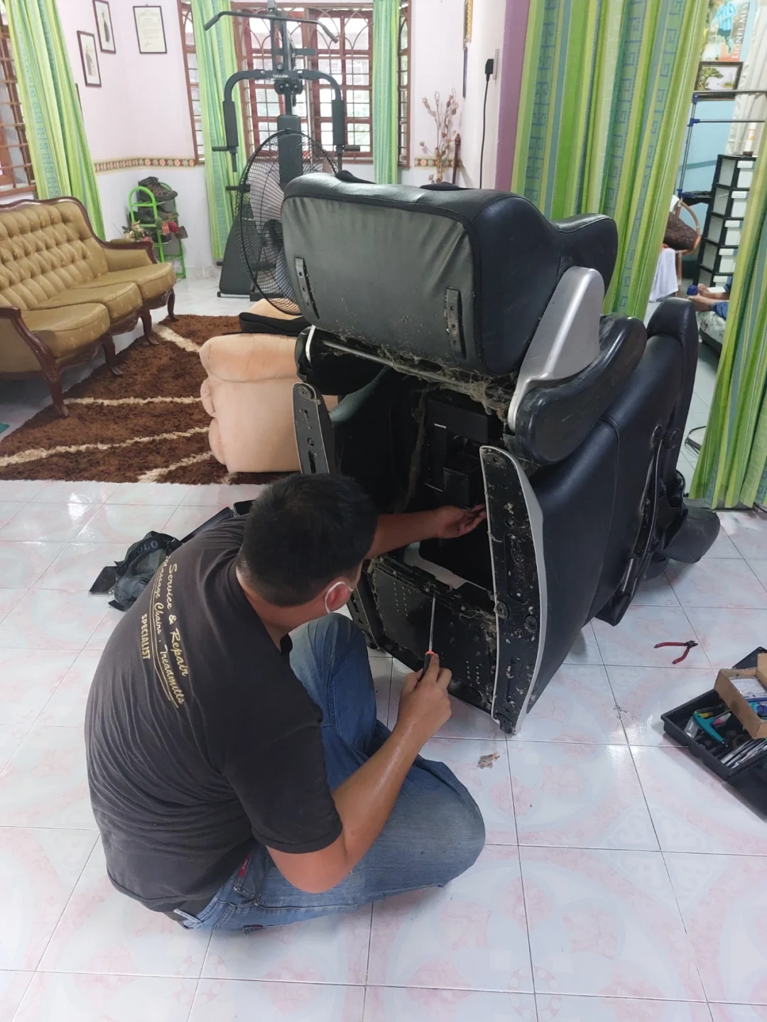 上门维修任何品牌按摩椅