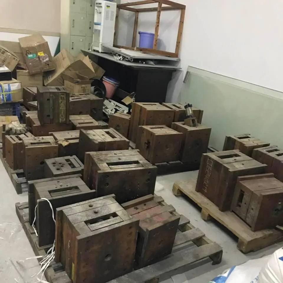 花都废模具 模具铁塑胶模具五金模具回收