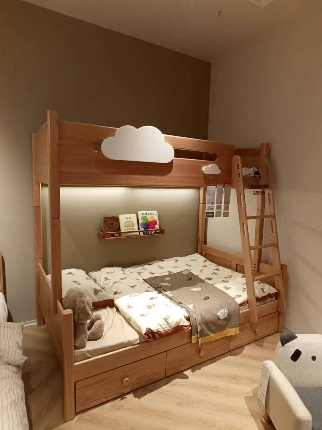 ?实木家具是智商税？看完这篇我默默清空