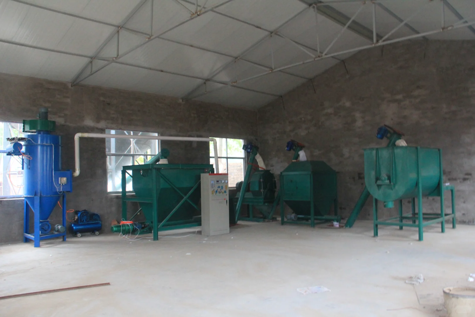 养猪饲料生产设备