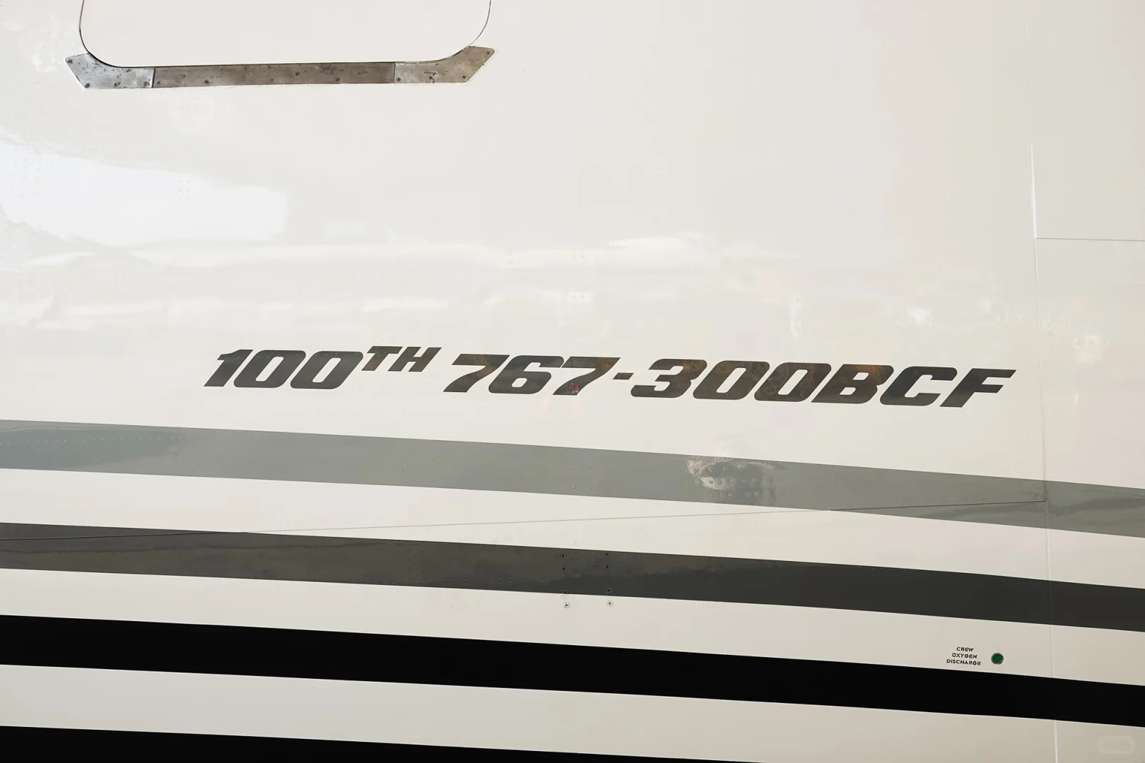 波音第100架767-300BCF交付顺丰航空