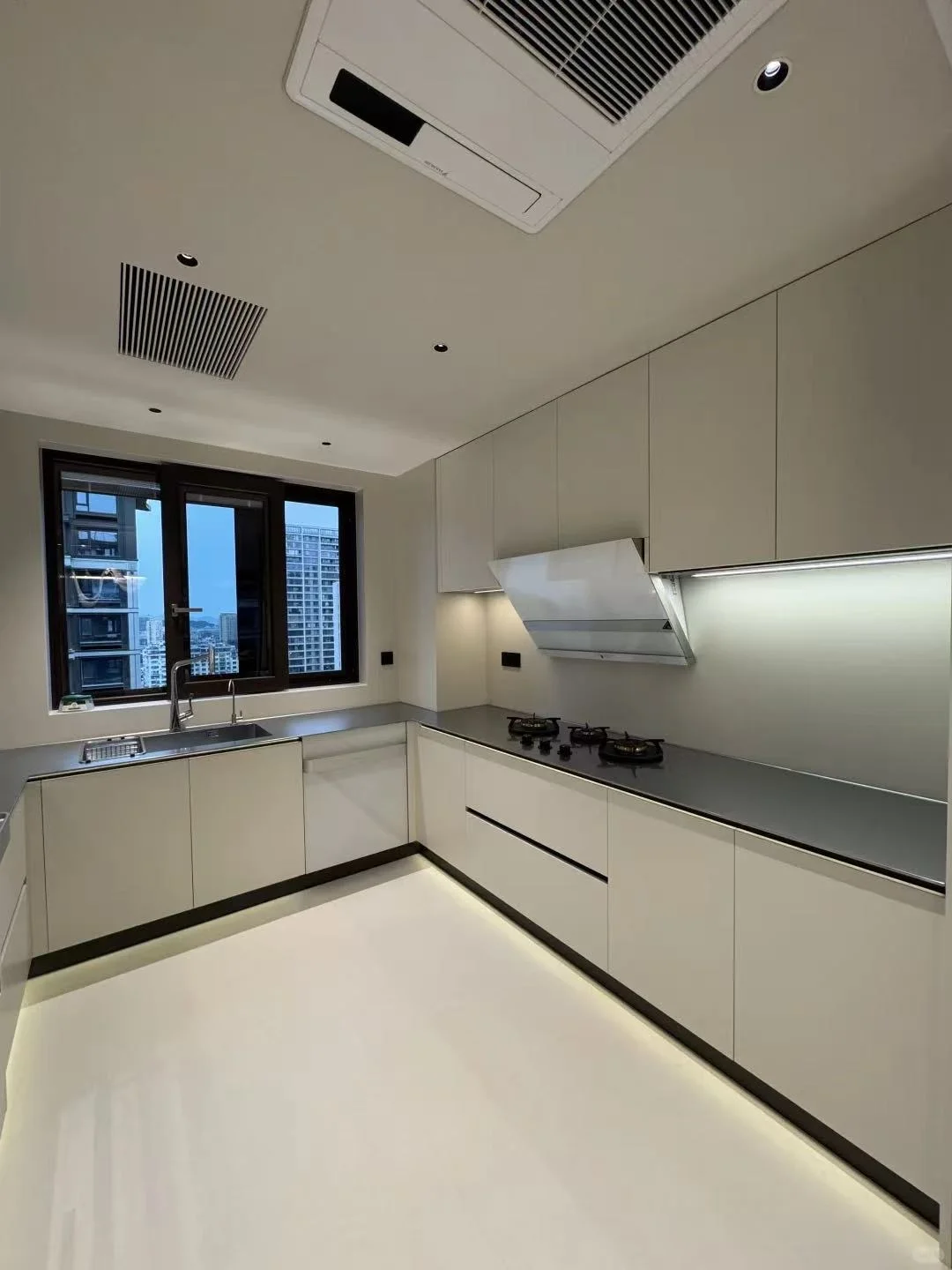 实心铝合金台面真香！