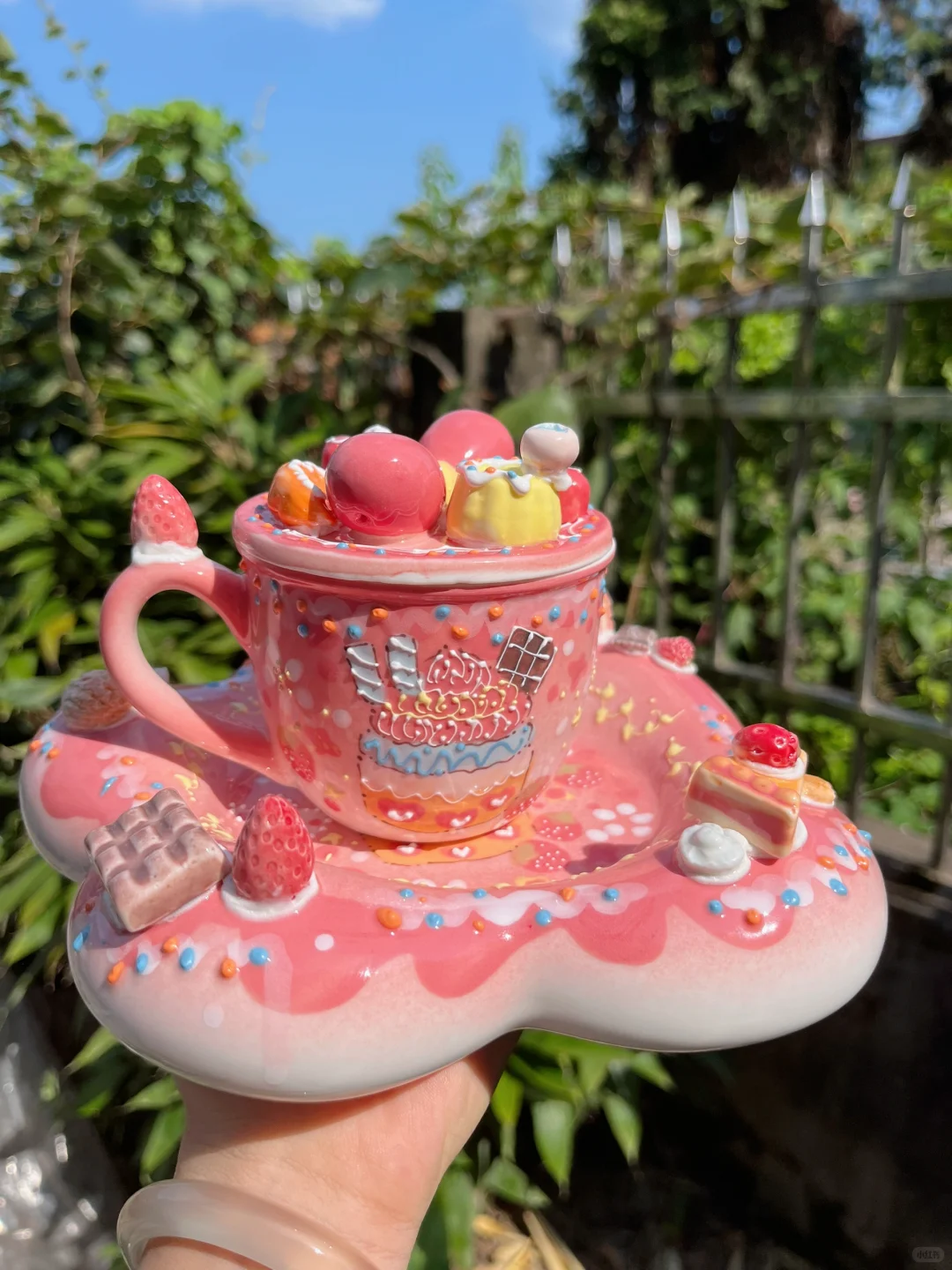 草莓盘子真的太可爱啦?