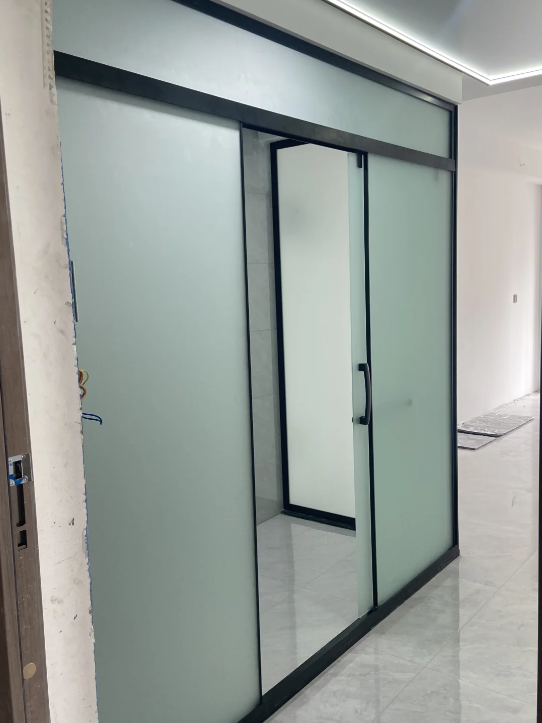 超大L型淋浴房设计规范和安装细节