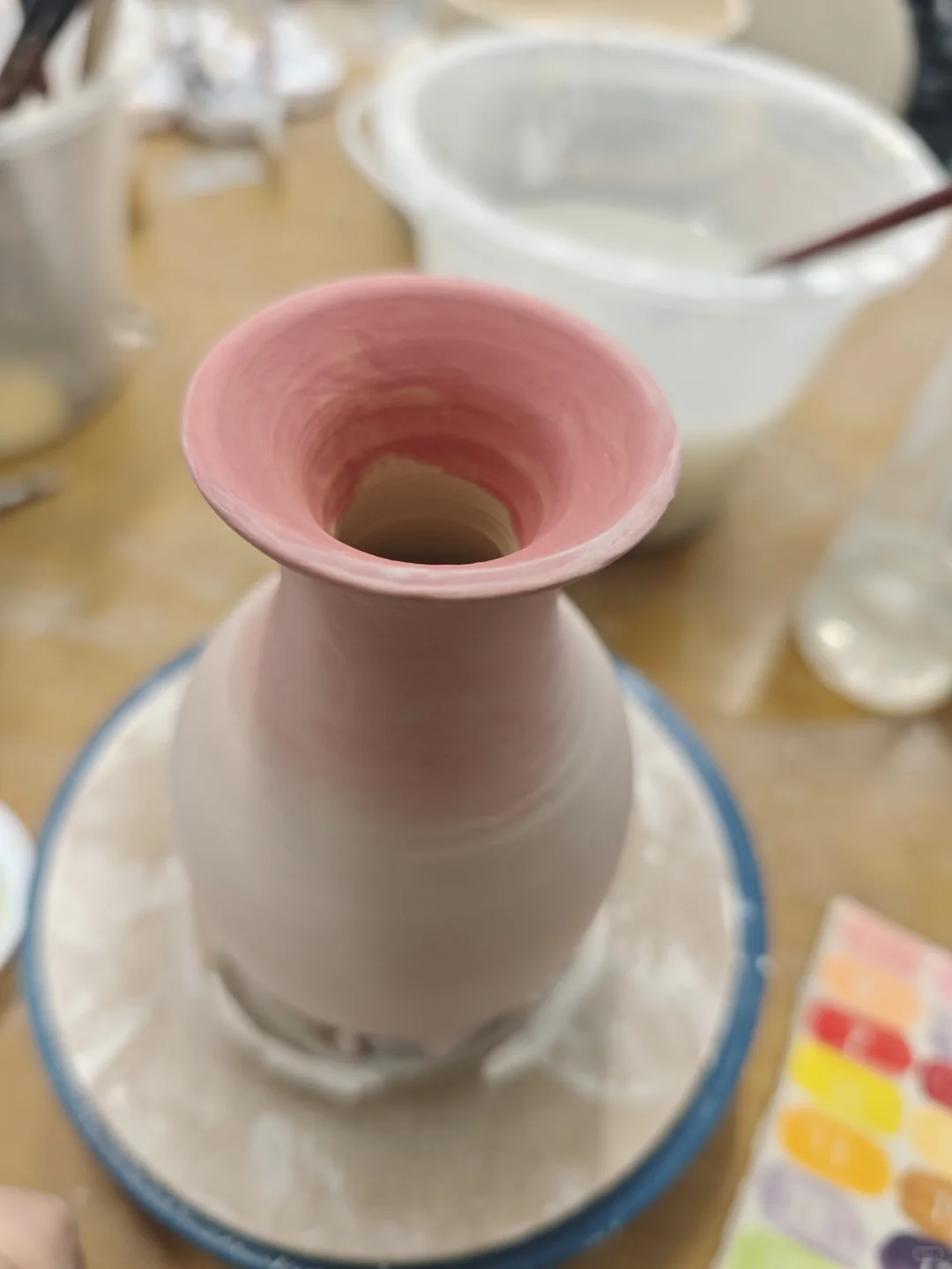 太喜欢这个渐变粉小花瓶了！谁懂～