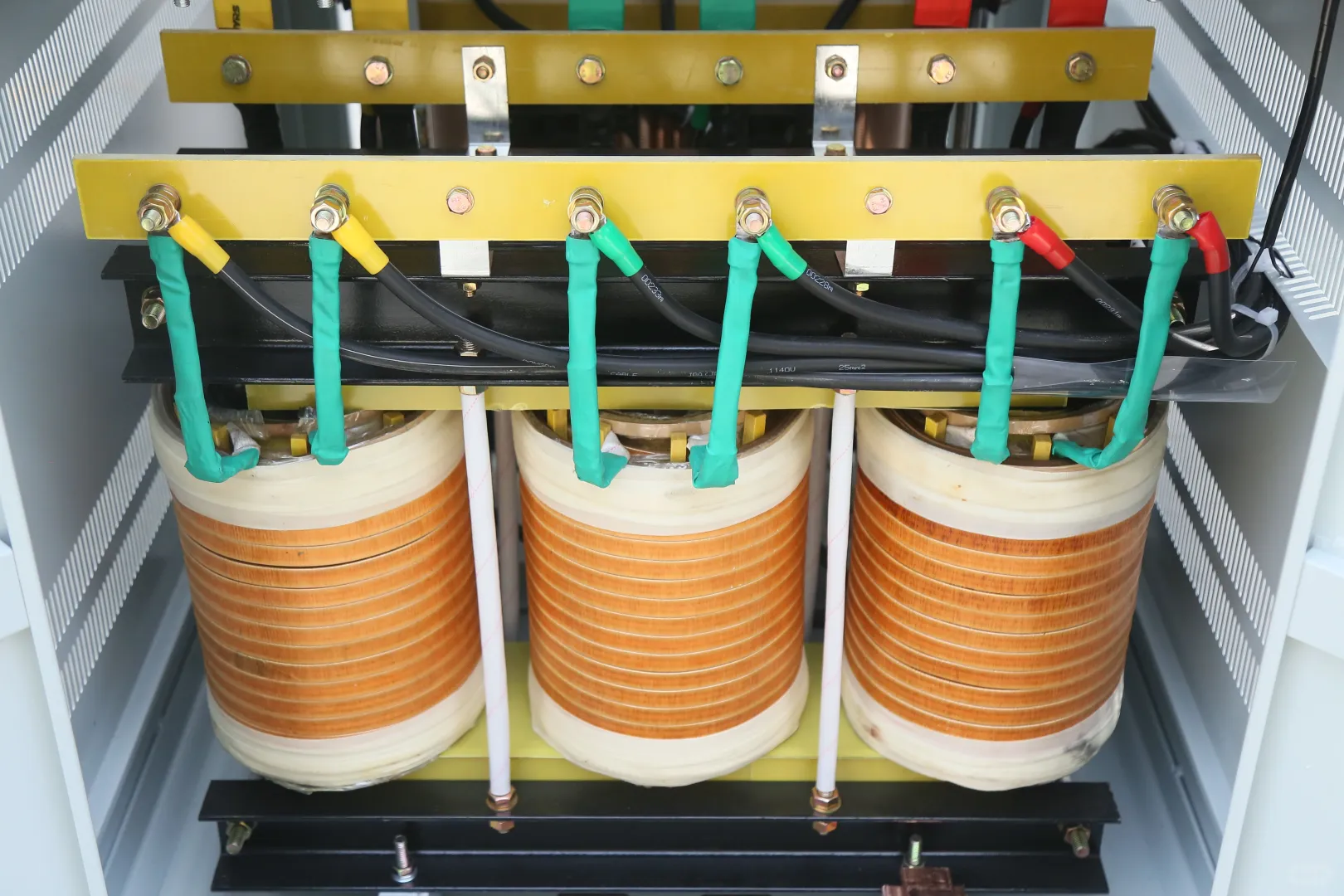 大功率稳压器和普通稳压器有什么区别？