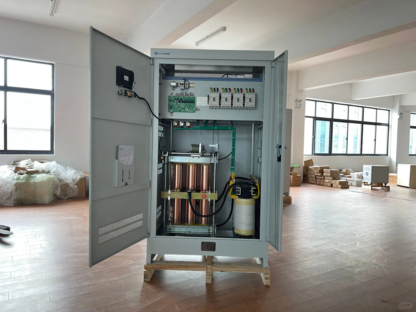 380伏稳压器有何功能?