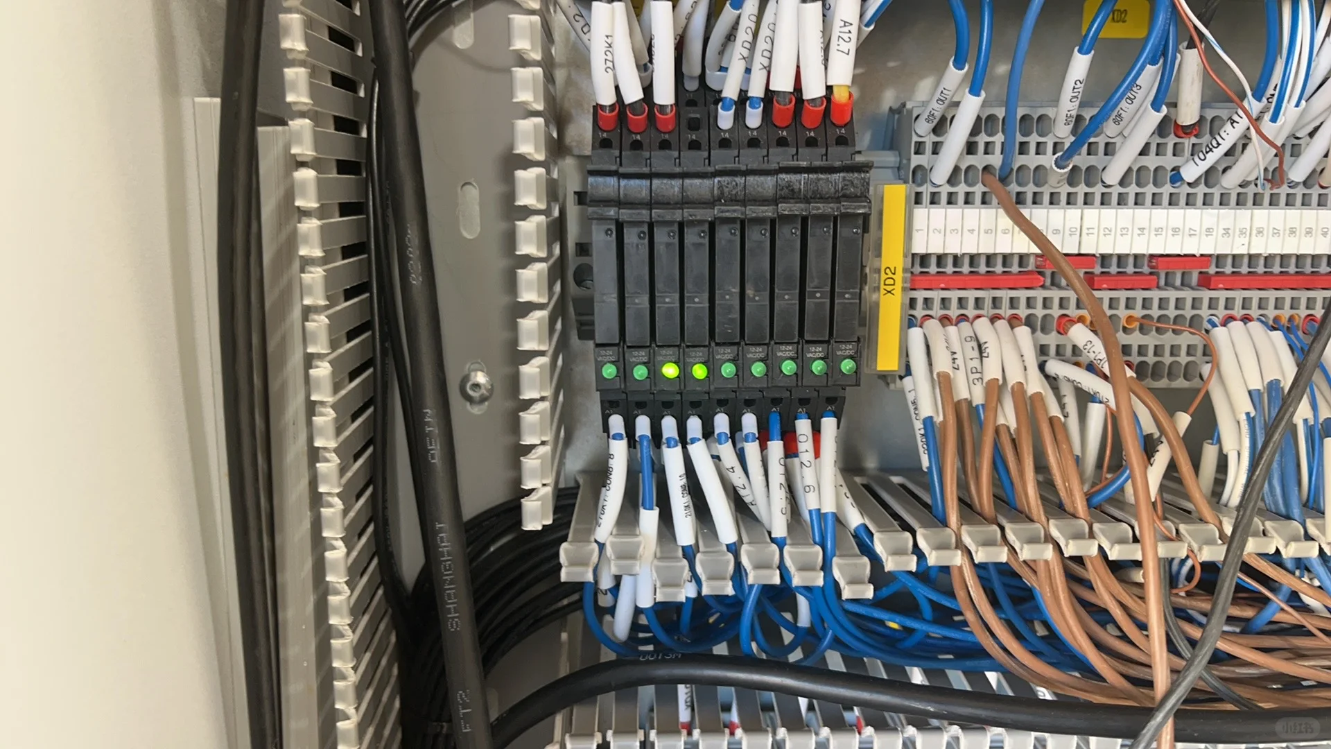 自动化设备维修