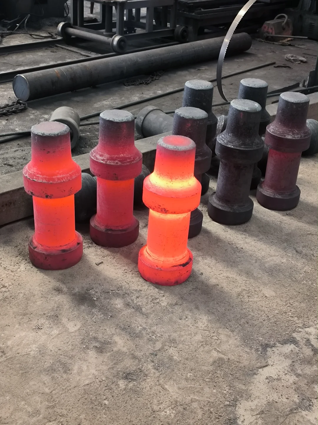 锻造模锻件45#碳钢通用模锻毛坯汽车模锻件