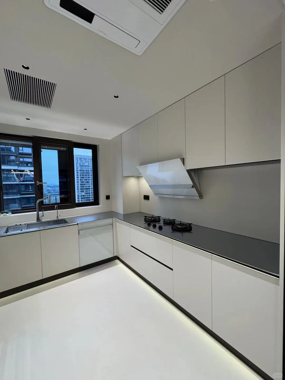 实心铝合金台面真香！