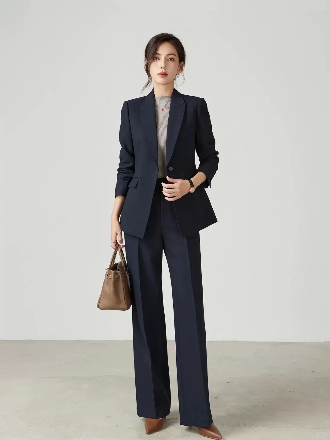 一周职场西装穿搭集合 | 秋冬职场精英穿搭