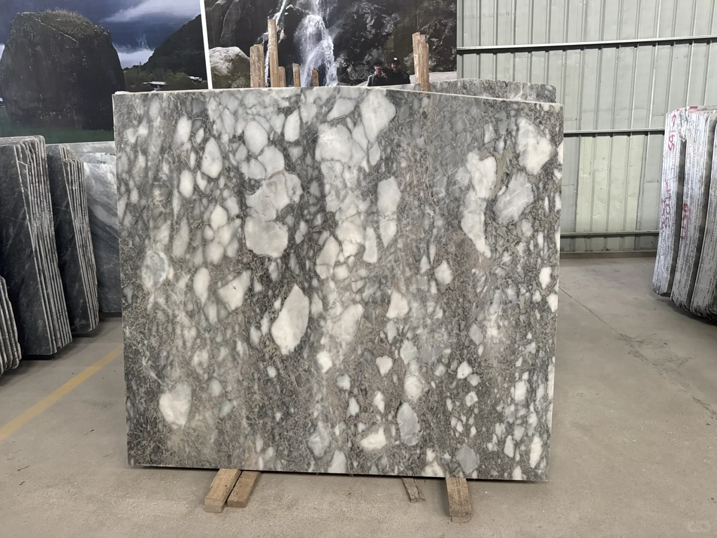 有没有做工程的老板需要灰石