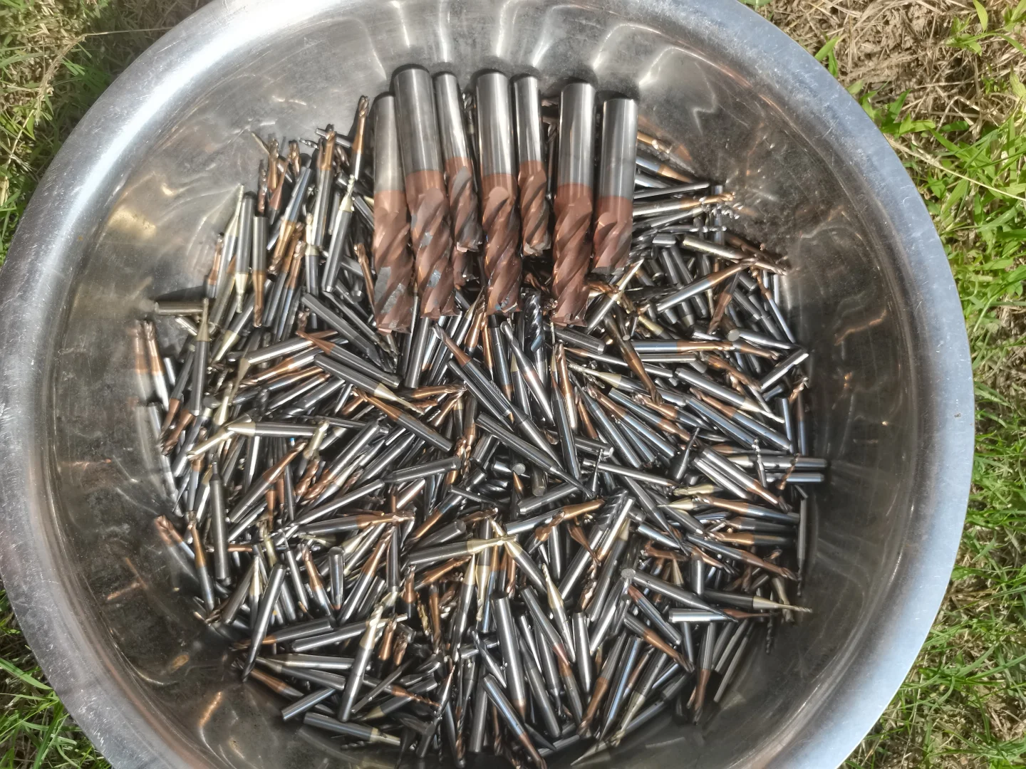 ?【0.31公斤=100+元!】两根废旧钨钢钻