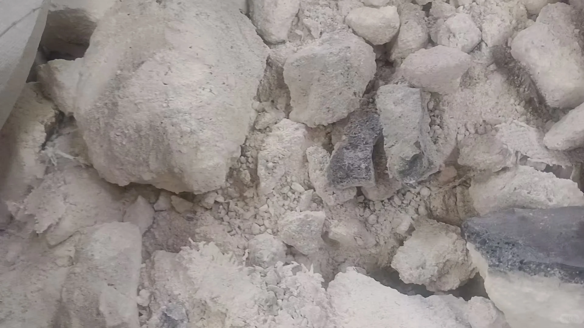 回收刚玉拆炉料