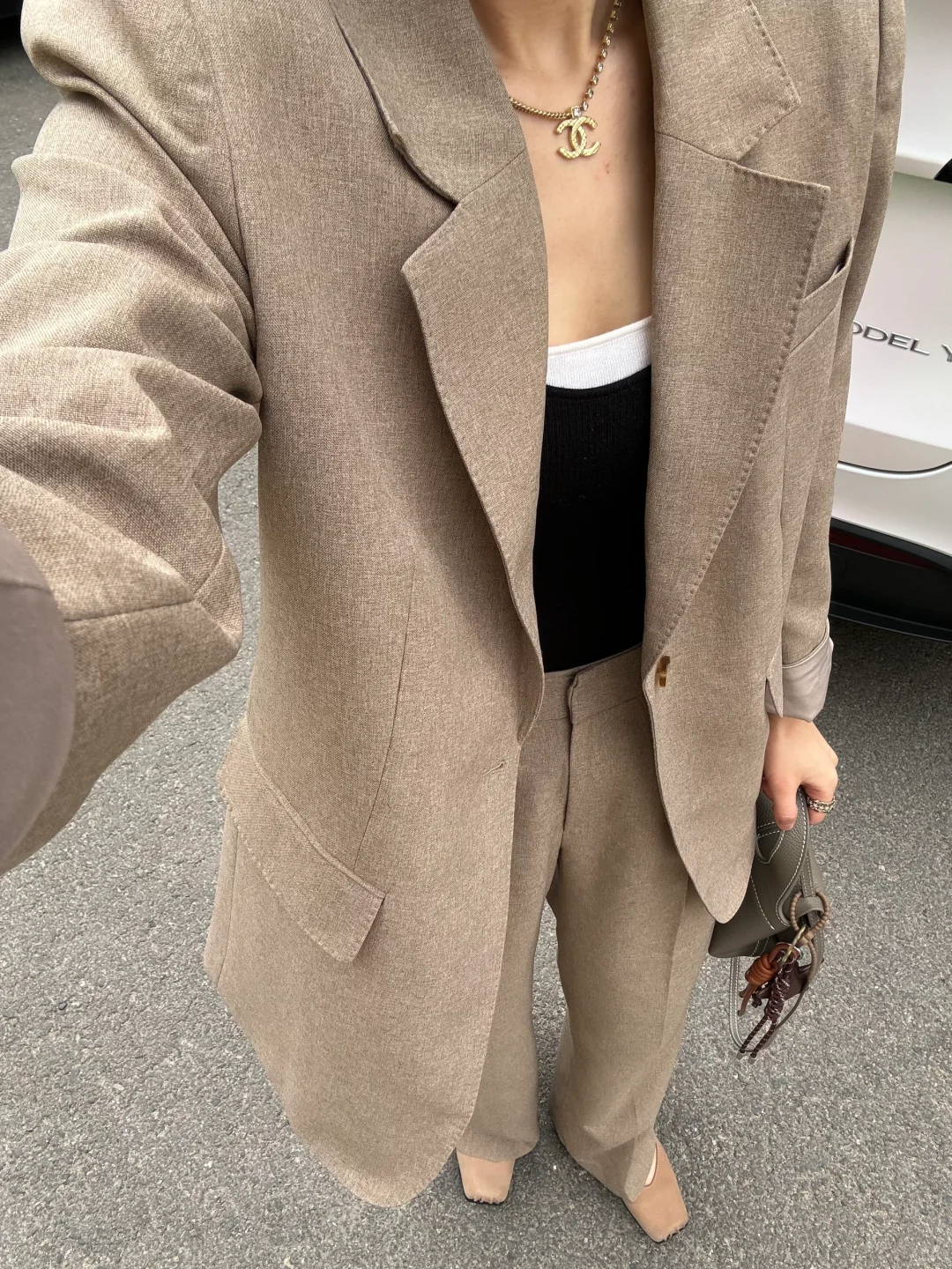 ?套装加身 智感满满