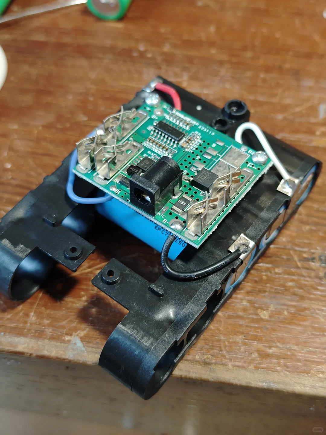 电动工具电池换电芯