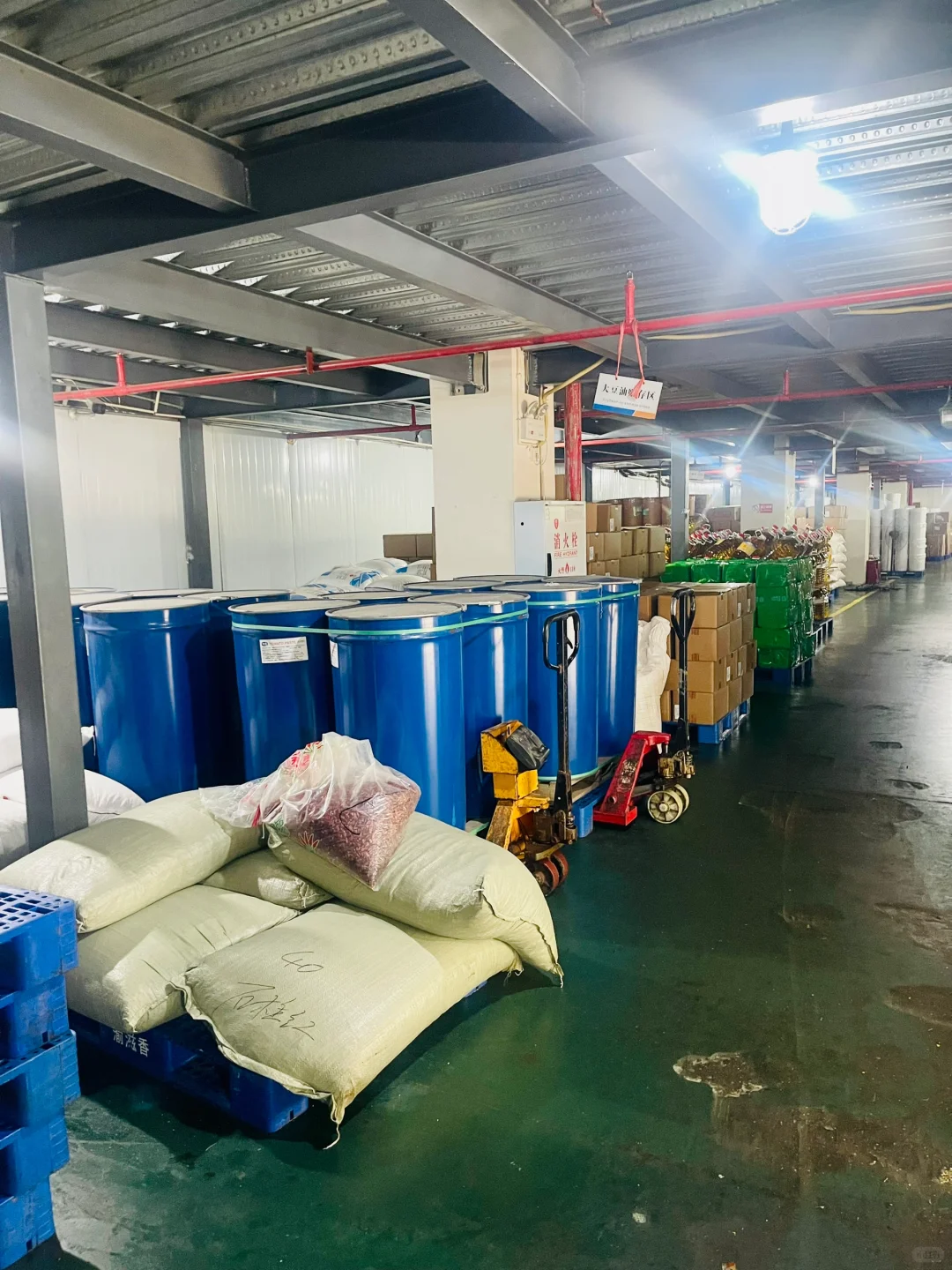 走进我们的车间：一袋火锅底料的诞生