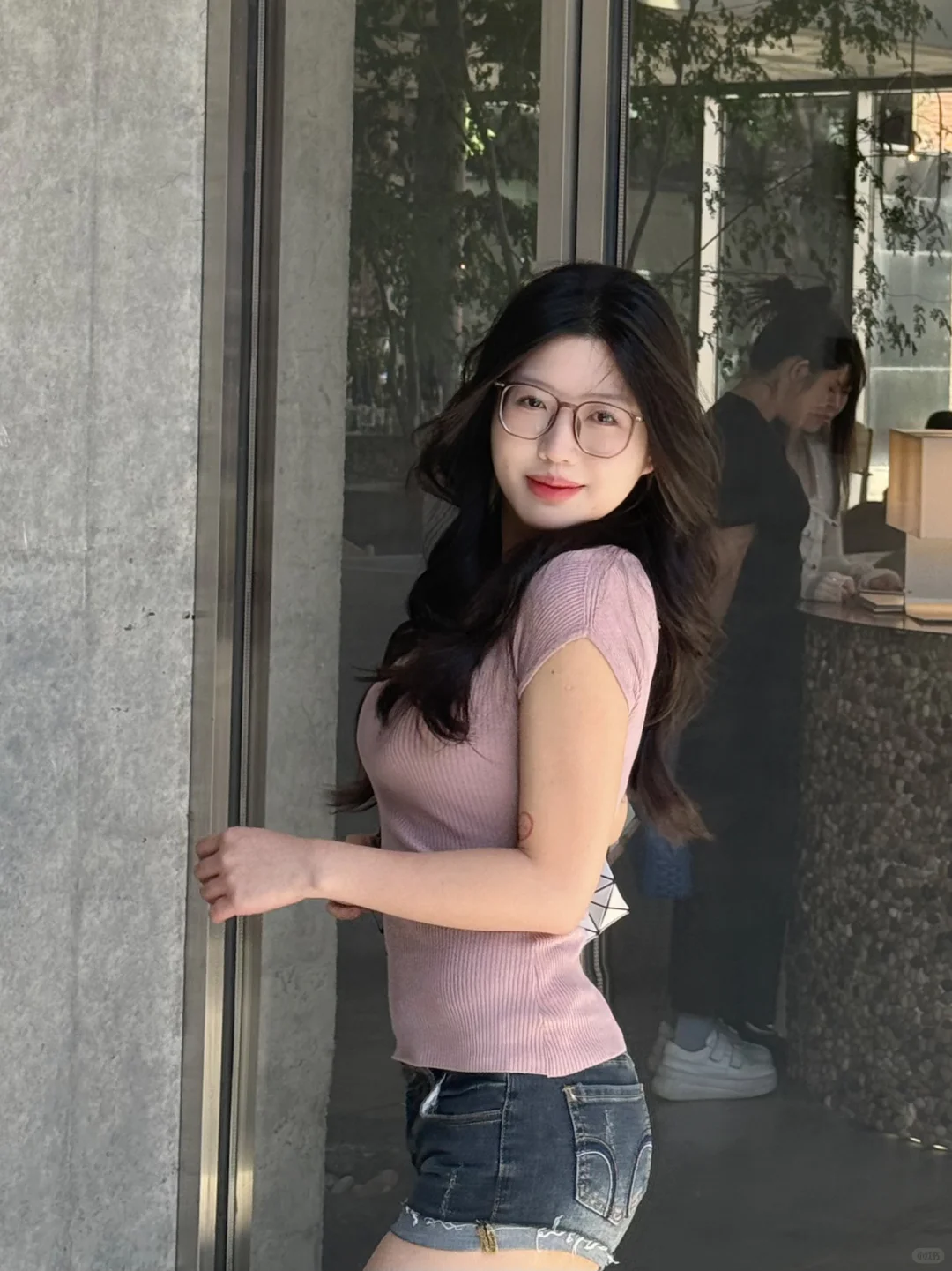 肉肉女生一定要试的超显瘦方领T恤！！