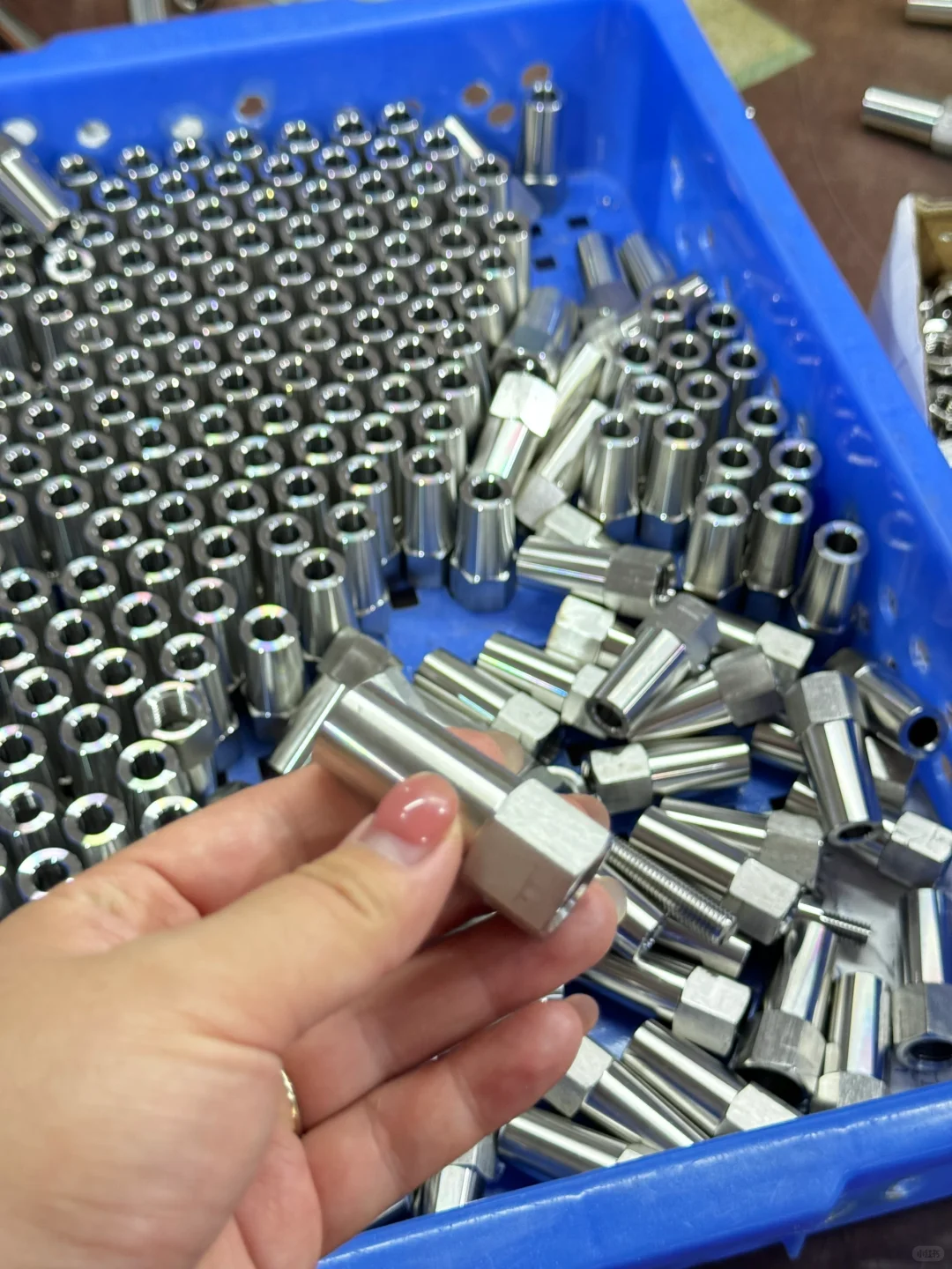 客定六角螺母?紧固件，一点点看它被做出来