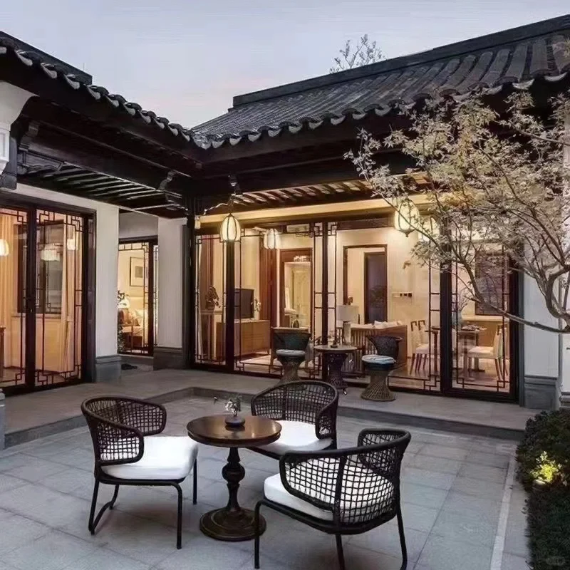 门窗八百多～两千多元以上/²的区别是？