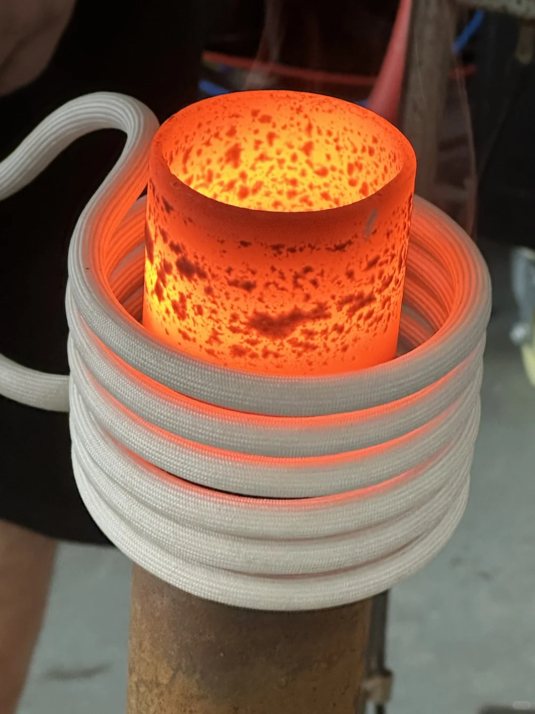 高频加热机:以“快”破局,重塑现代工业加热新