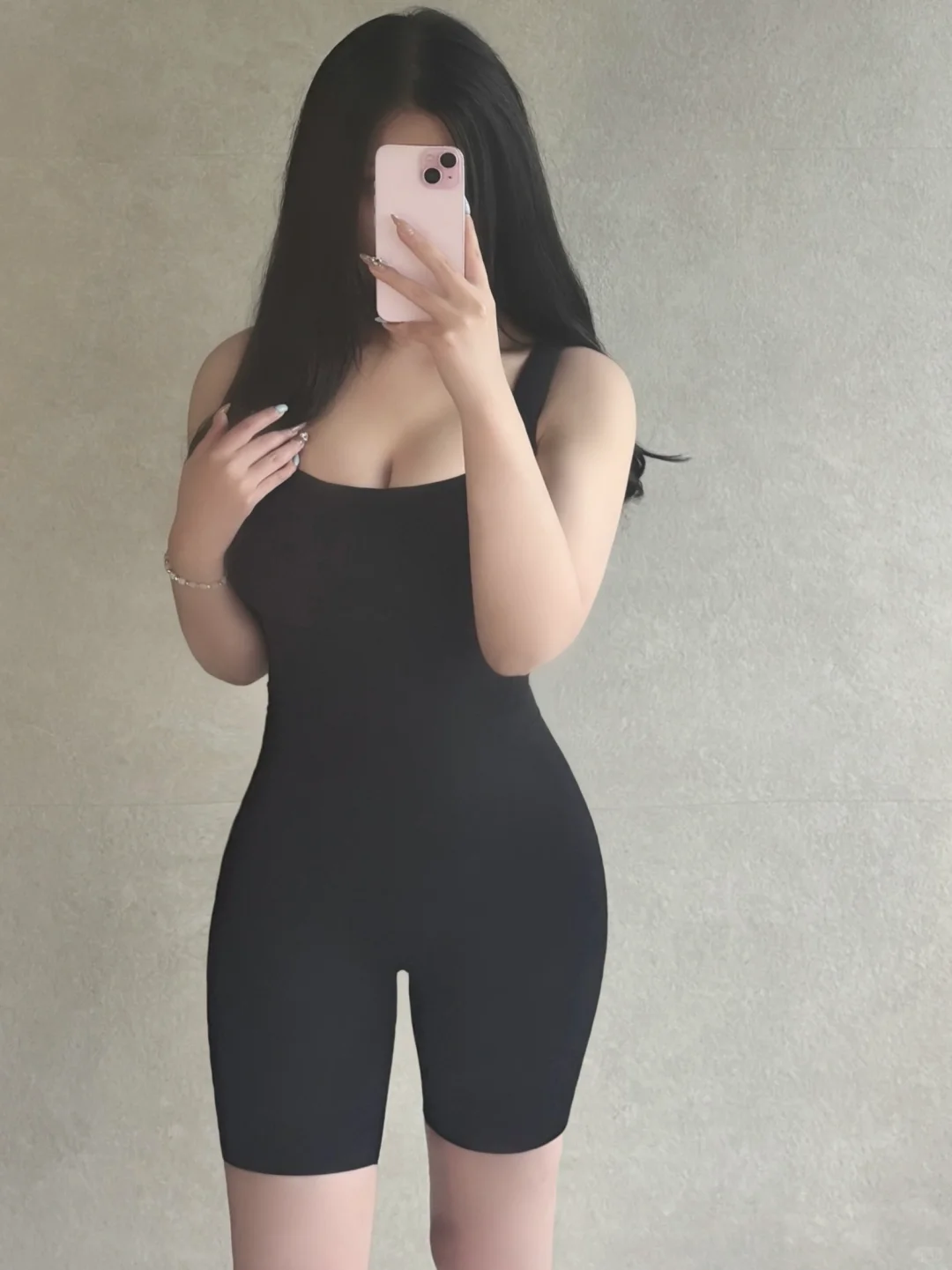 好显身材的连体衣！