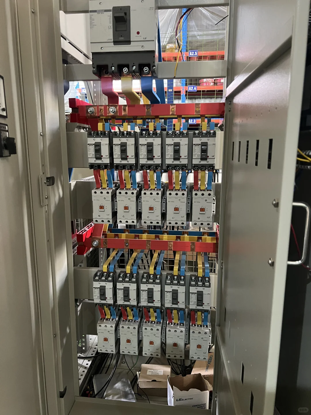 断路器，电柜