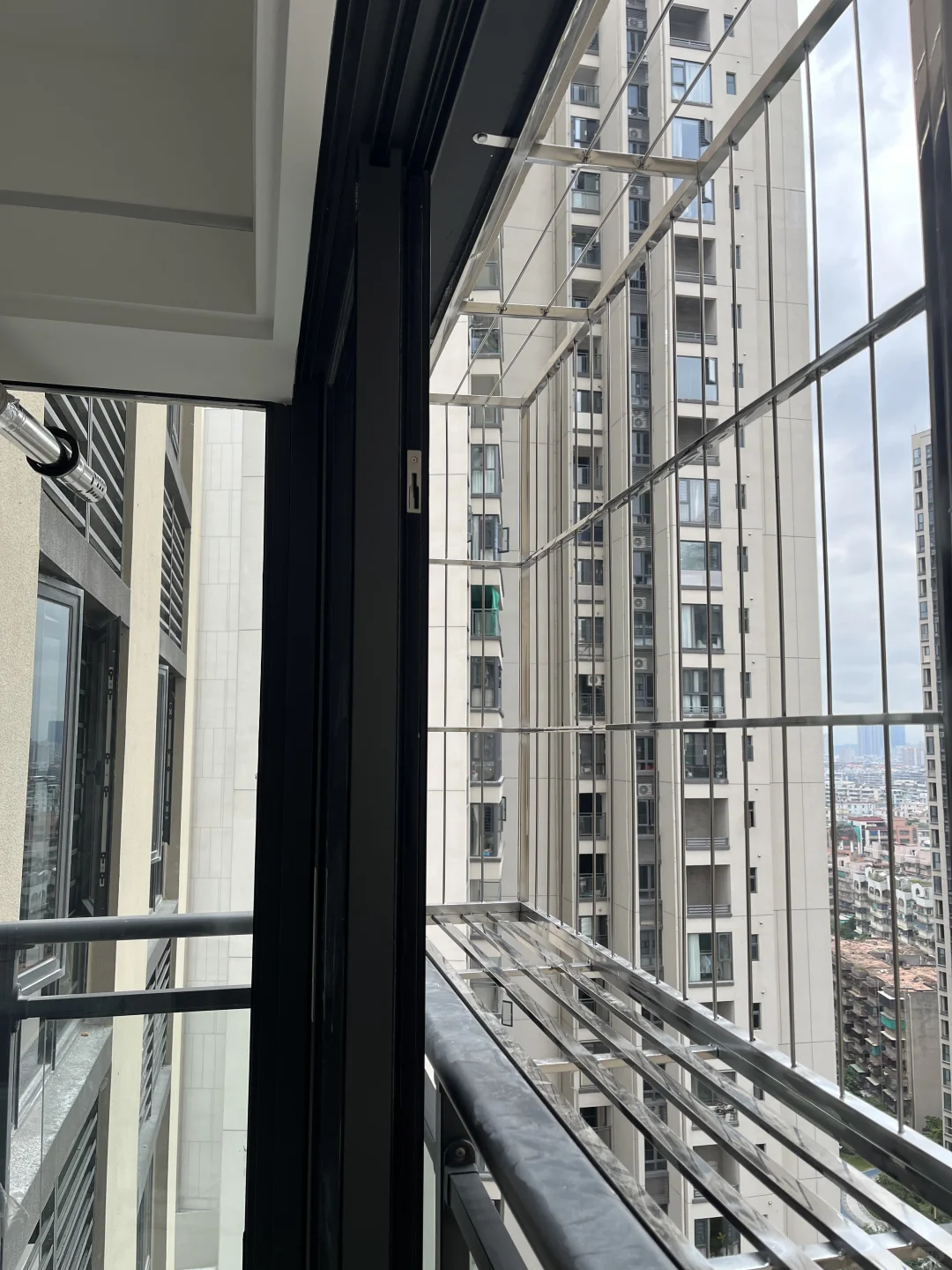 后悔没早点装!5里空心管不锈钢窗罩