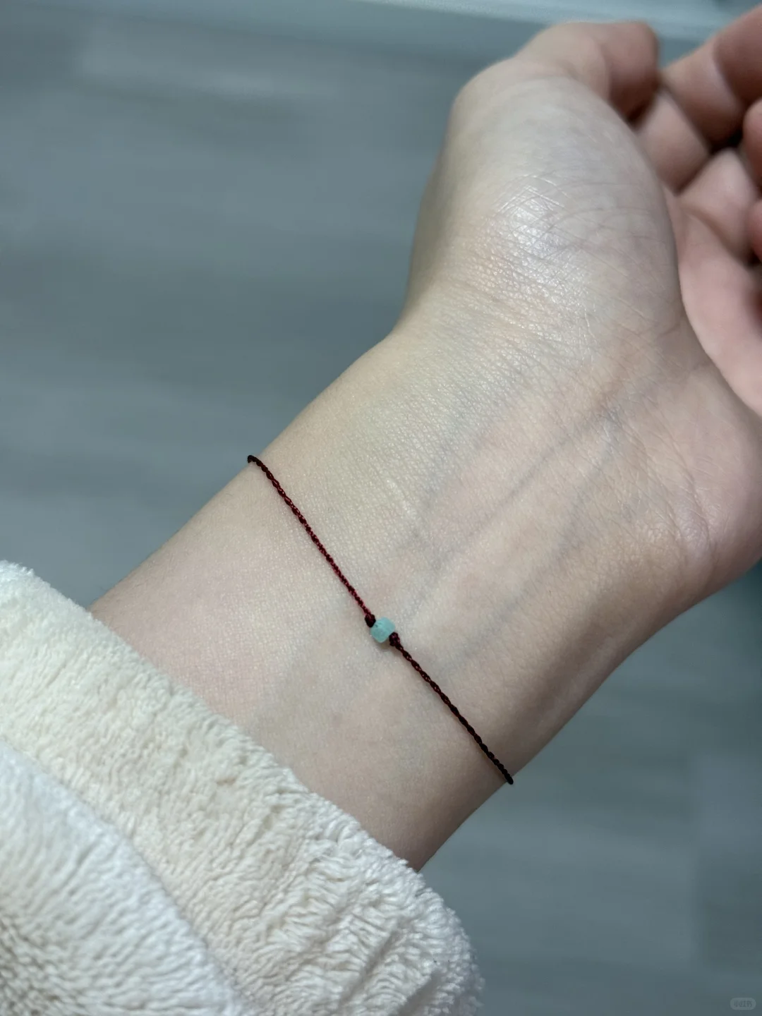 【冬上新】?6.9首单特惠，细款酒红色手绳