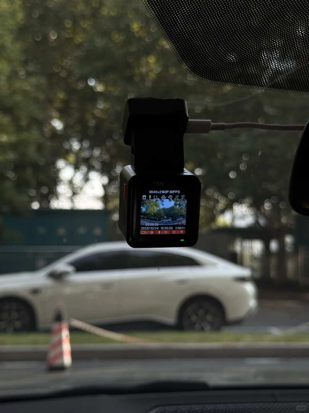 宝马4系?｜终于买到心仪的记录仪▪️