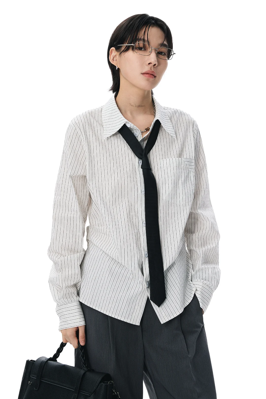 立体腰部抽褶设计 拯救通勤刻板印象