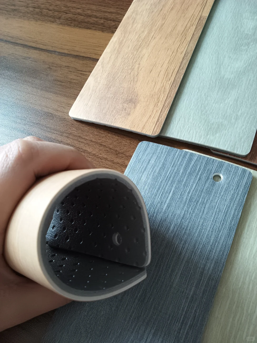 耐磨抗压仿木纹地胶