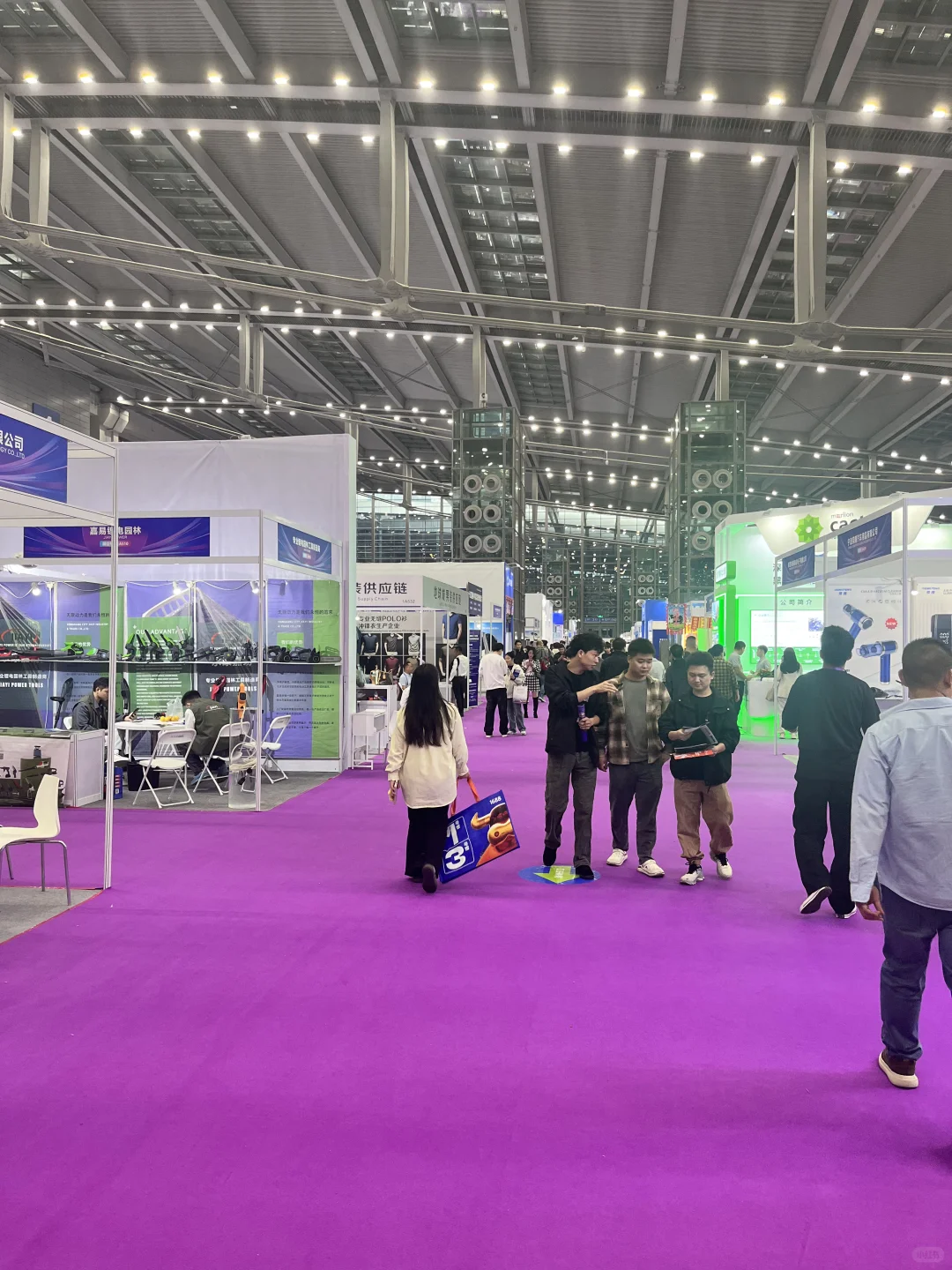 深圳照明展会现场（非洲双清DDP）