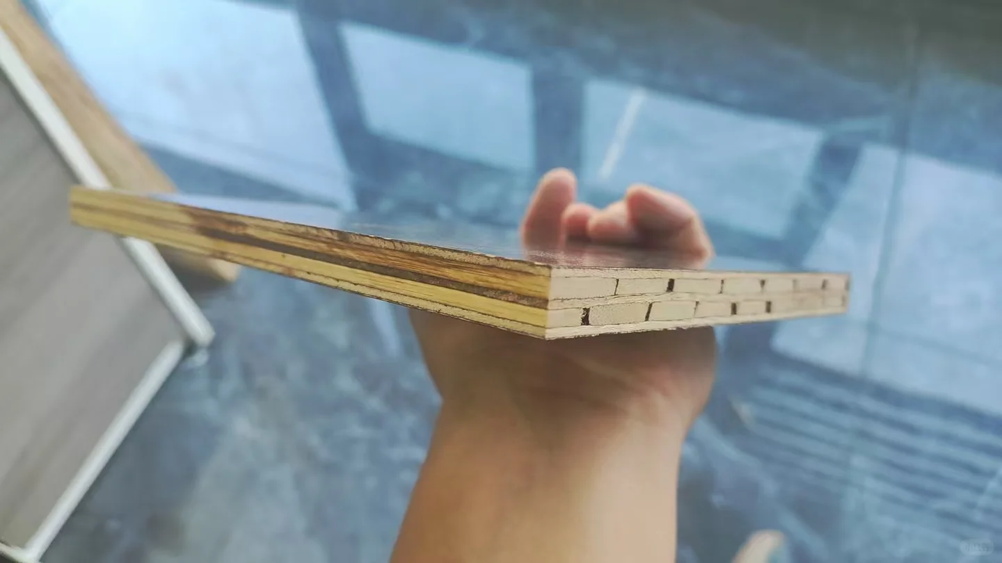 竹胶板你能分辨出那种最好吗