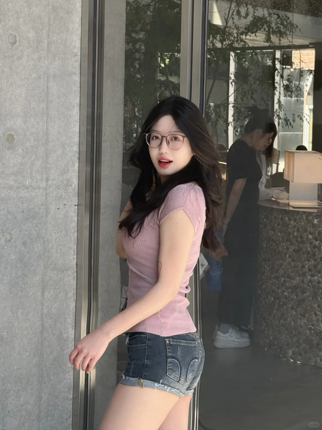 肉肉女生一定要试的超显瘦方领T恤！！