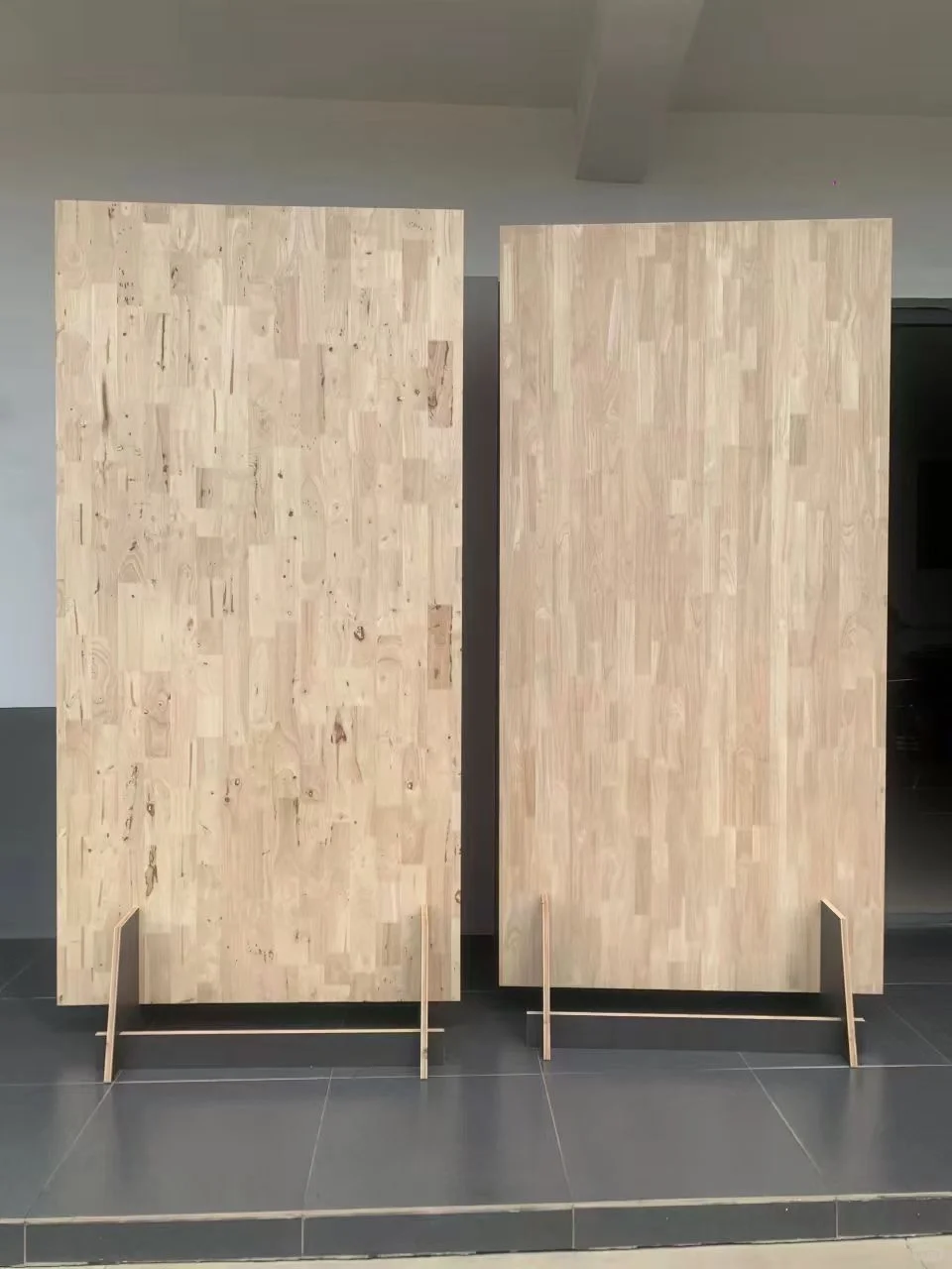 橡胶木有酸臭味？