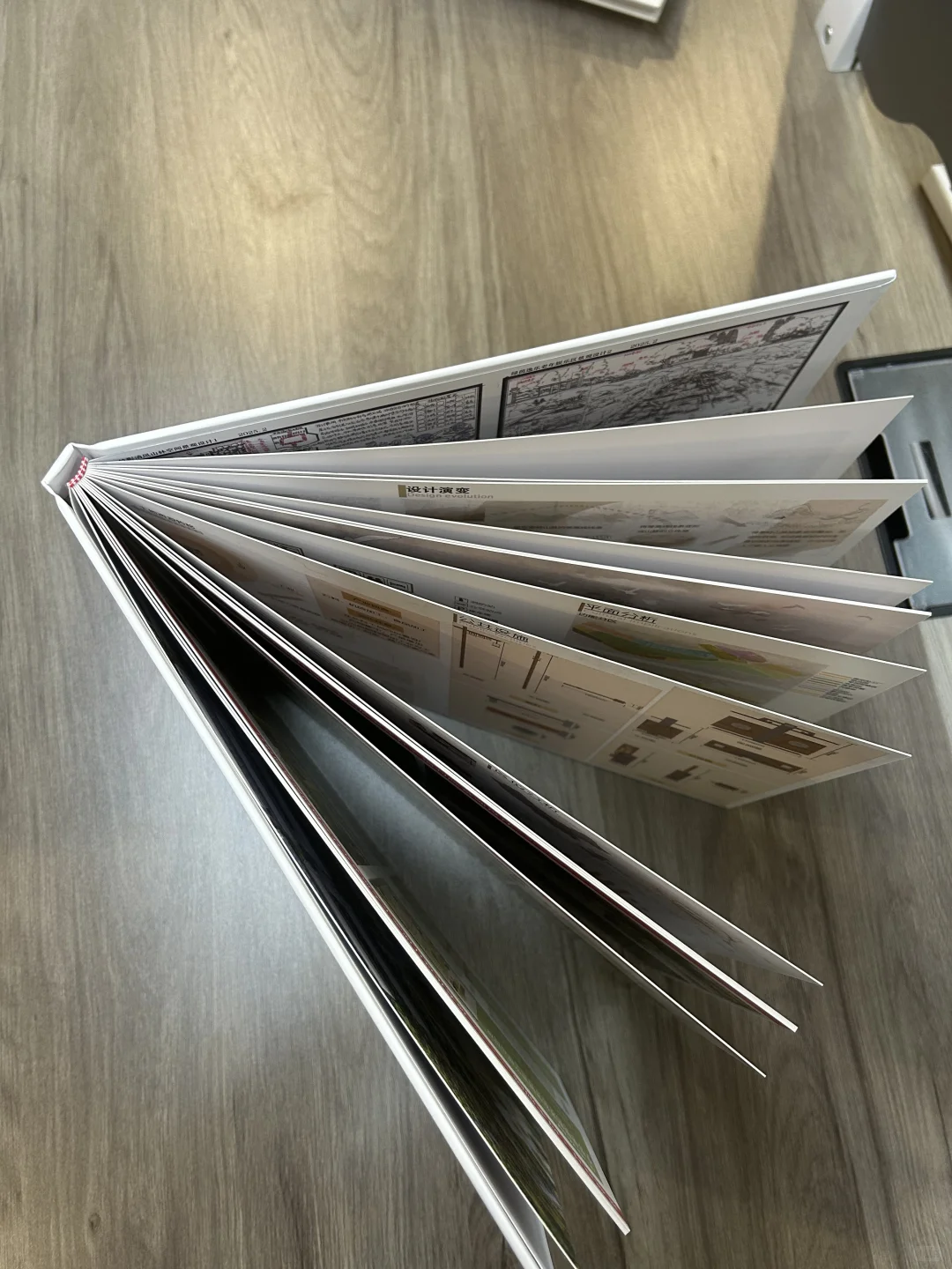 作品集印刷?为什么都喜欢选择蝴蝶精装?