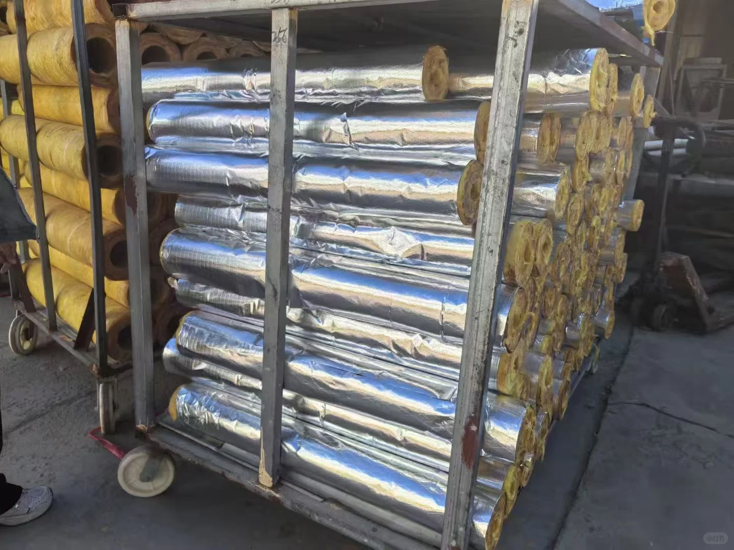 砂浆纸岩棉复合板：建筑保温与隔音的理想选