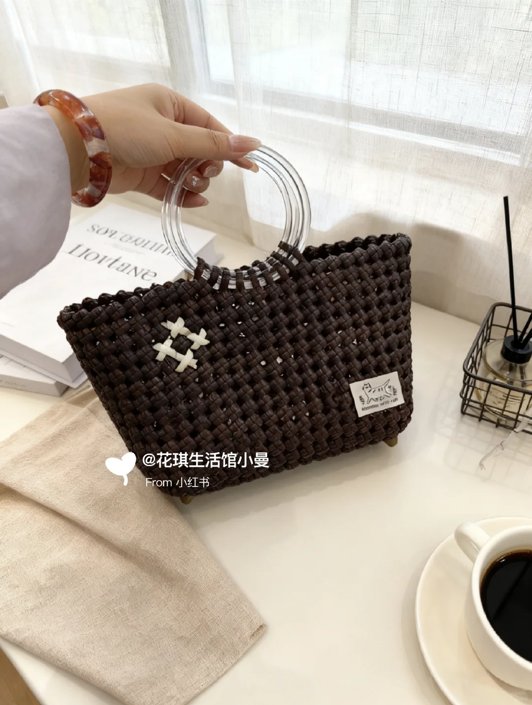 小众爱好者狂喜这只编织包的腔调感直接拉满