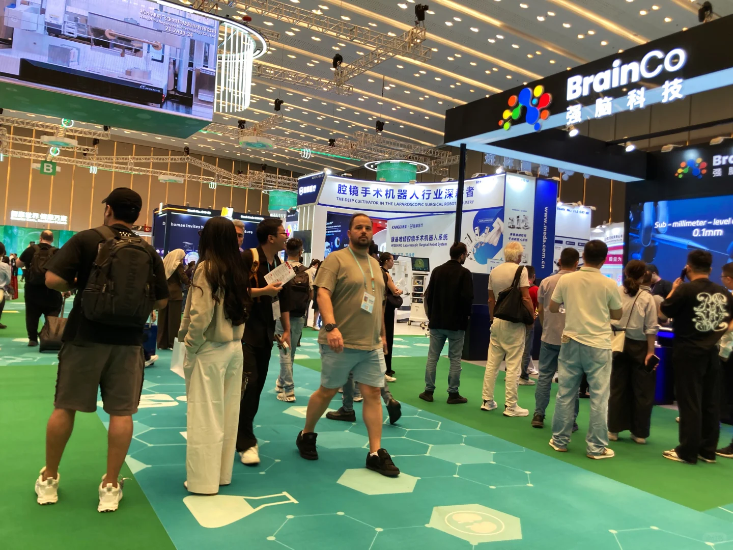 第一次参加广交会，逛到腿软?