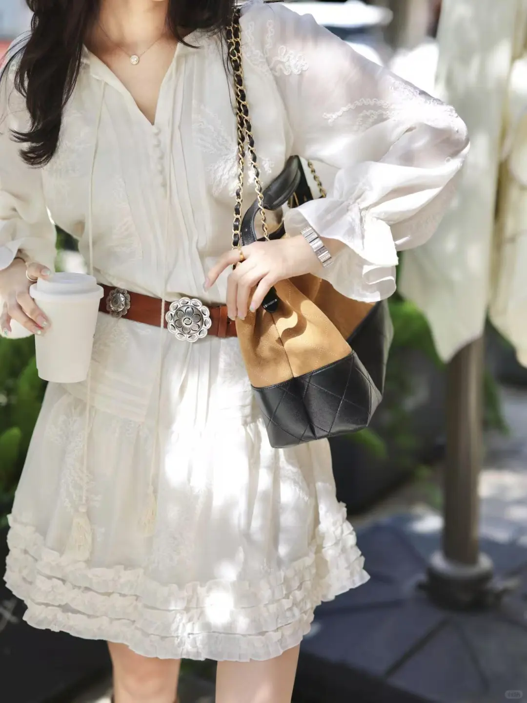 香影试衣间?皮衣+连衣裙=慵懒高级感