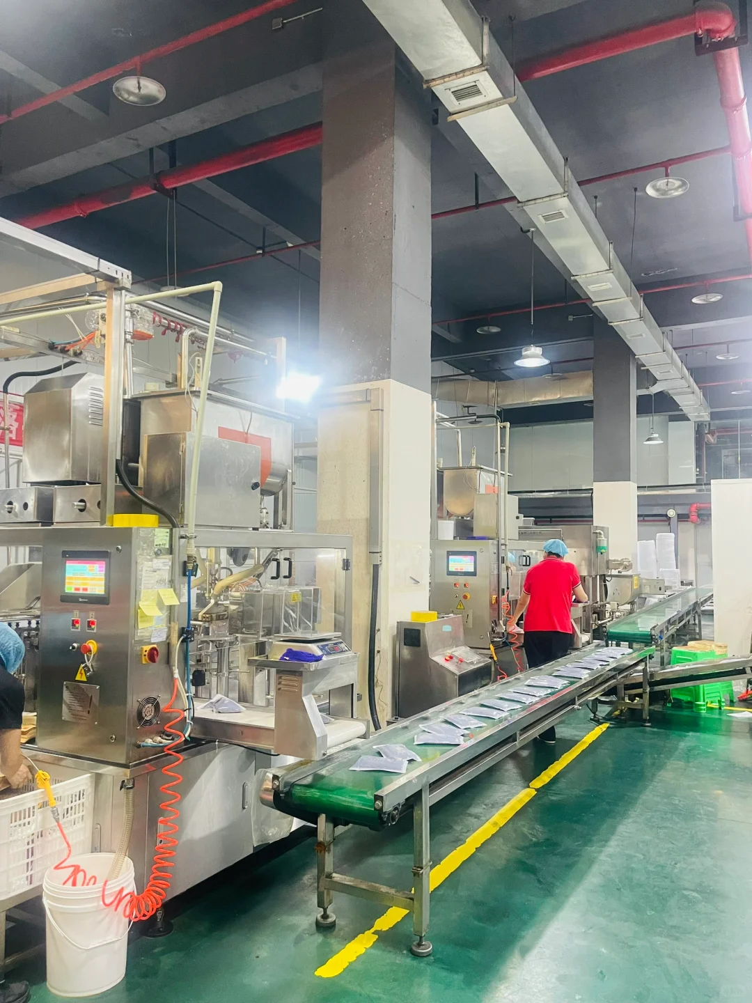 走进我们的车间：一袋火锅底料的诞生